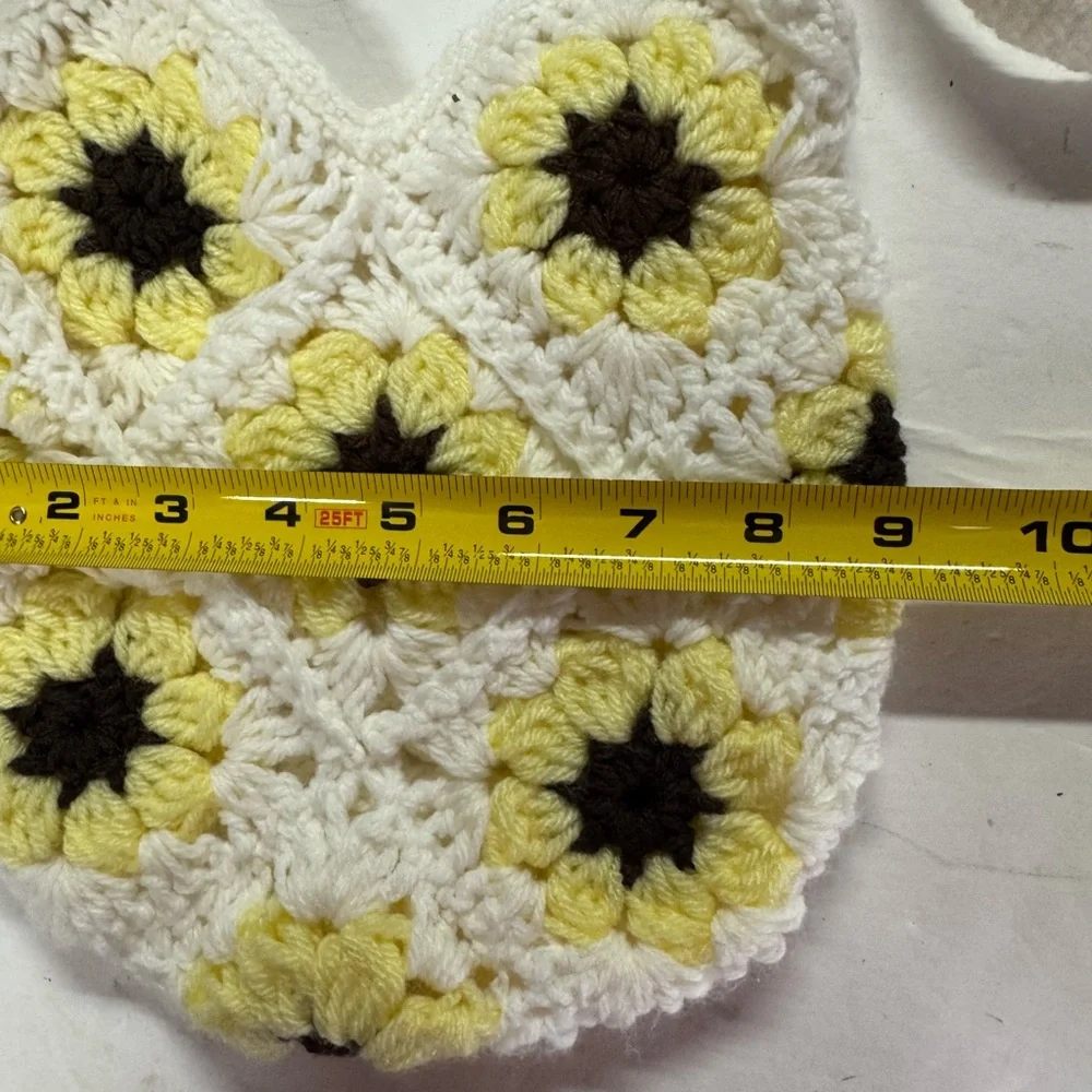 Chic Floral Crochet Shoulder Bag White and Yellow sunflower handmade knitted